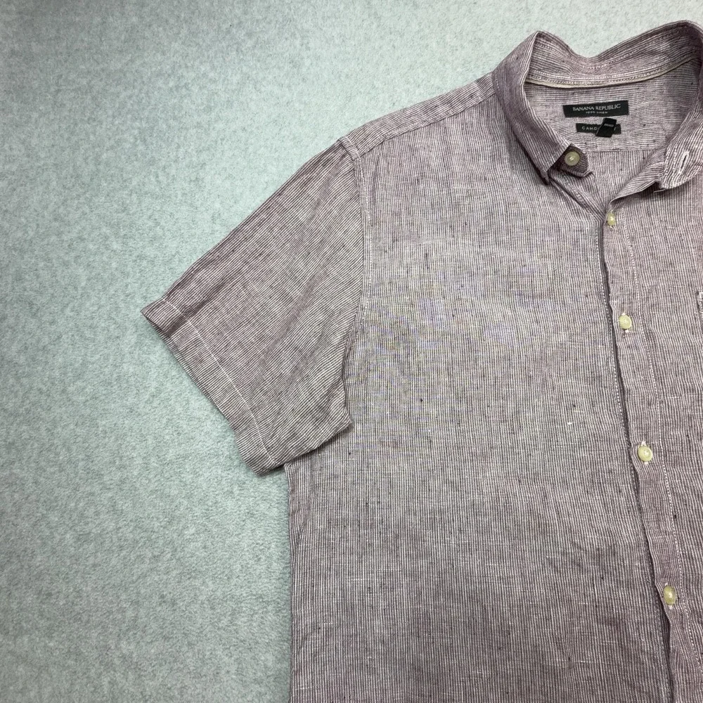 Banana Republic brand banana